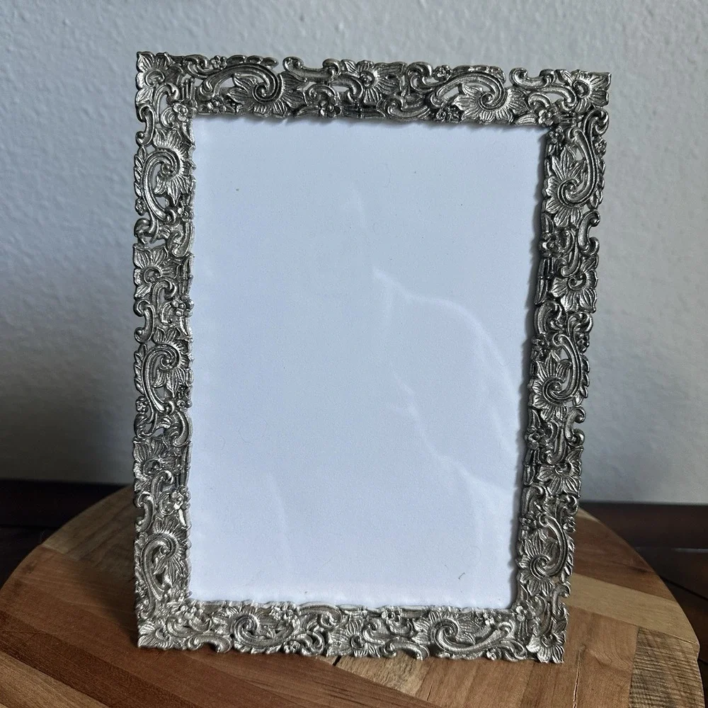 Vintage Floral Paisley Silver Tone Metal Textured Picture Frame Photo 5x7 inch